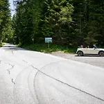Mooki Mountain & Pool Gerlitzen Апартаменты