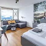 Mooki Mountain & Pool Gerlitzen Апартаменты