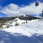 Апартаменты Mooki Mountain & Pool Gerlitzen *