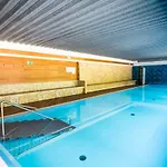 Mooki Mountain & Pool Gerlitzen Daire