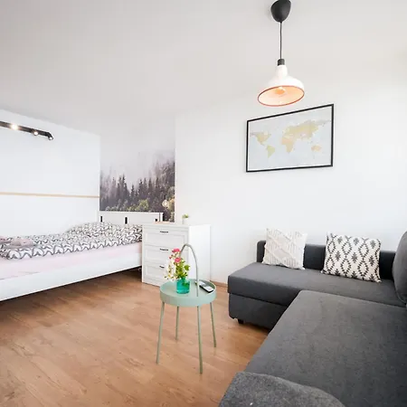 Mooki Mountain & Pool Gerlitzen Apartment