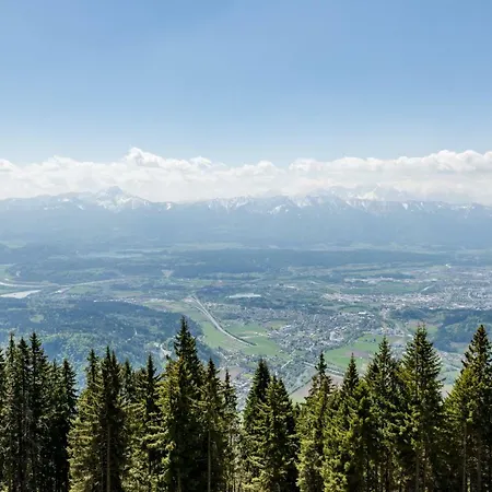 Mooki Mountain & Pool Gerlitzen