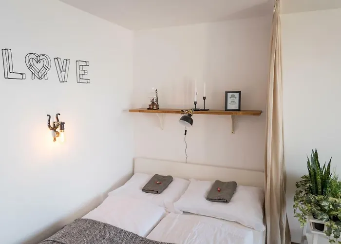 Mooki Mountain & Pool Gerlitzen Apartament